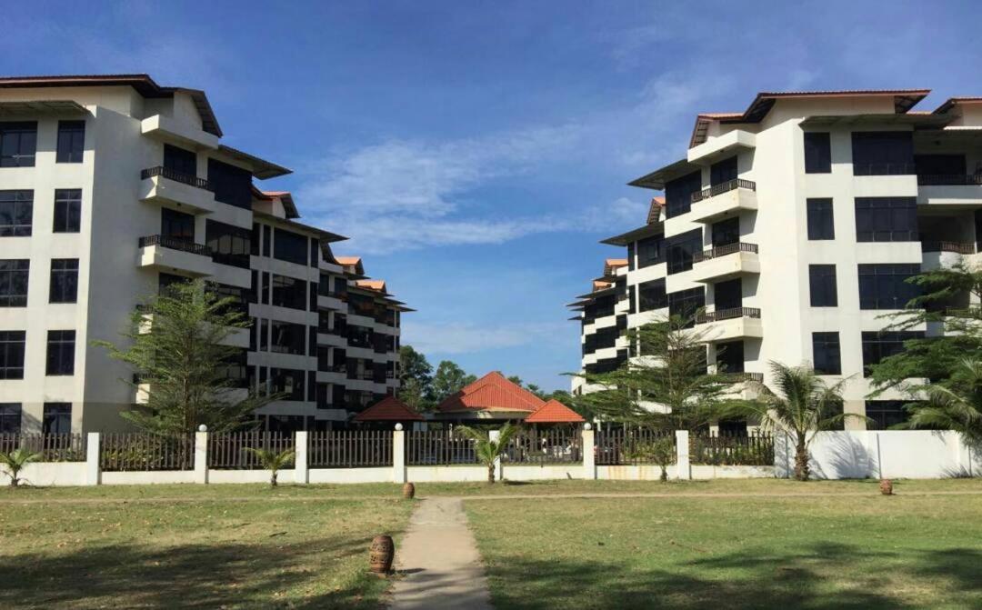Samsuria Beach Resort & Residence Cherating Dış mekan fotoğraf