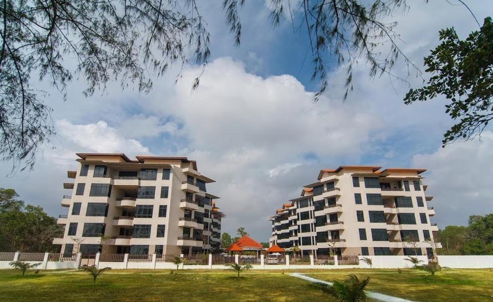 Samsuria Beach Resort & Residence Cherating Dış mekan fotoğraf